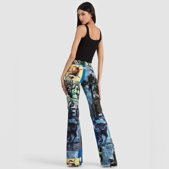 Alice + Olivia KAI LOW RISE PRINTED JEAN - Picture 2 of 12